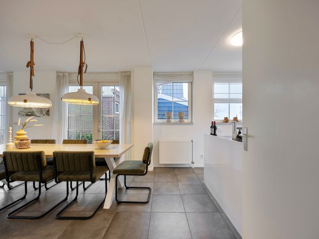 Zeedijk 2 371, Uitdam