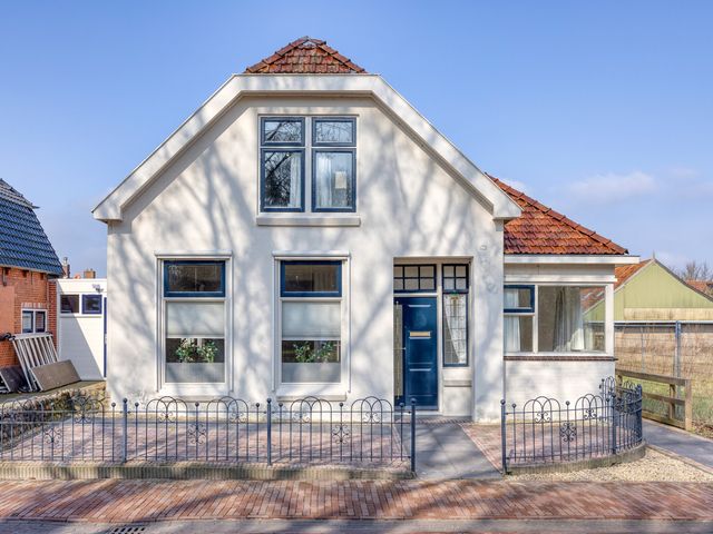 Sint Odulphusstraat 44, Bakhuizen