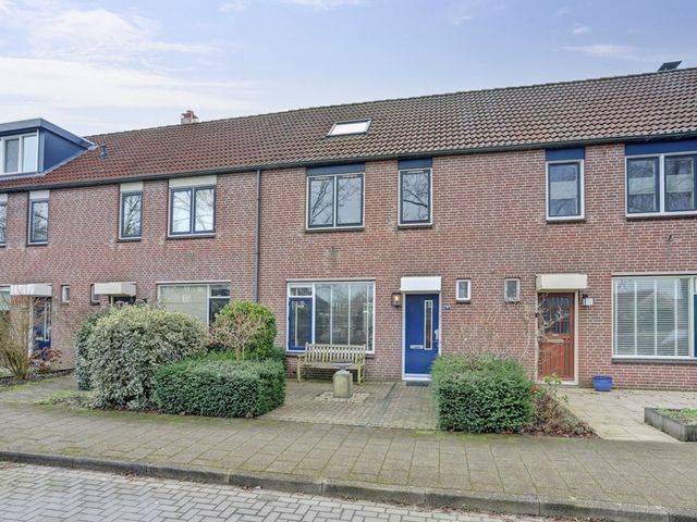 Mazerhard 27, Zeewolde