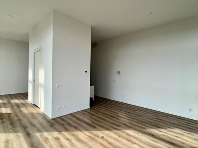 Laakweg 25R, Den Haag