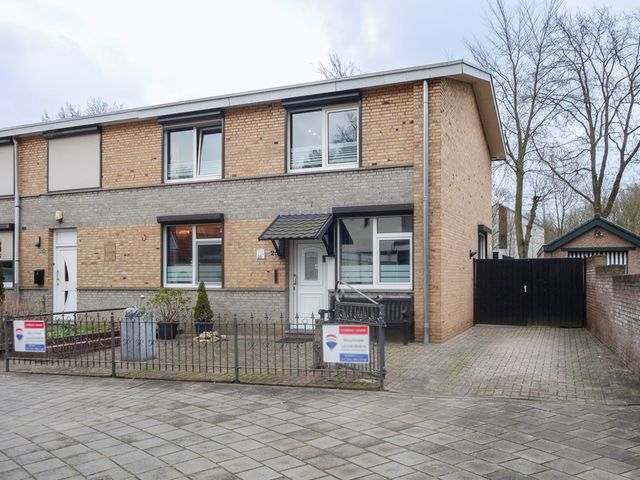 Sint Camillusstraat 25, Roermond