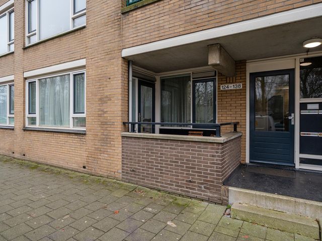 Crooswijksestraat 124, Rotterdam