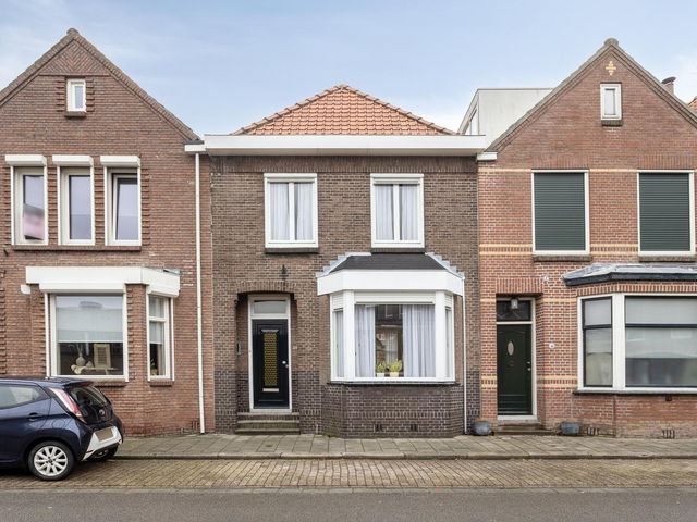 Burgemeester Geillstraat 40, Terneuzen