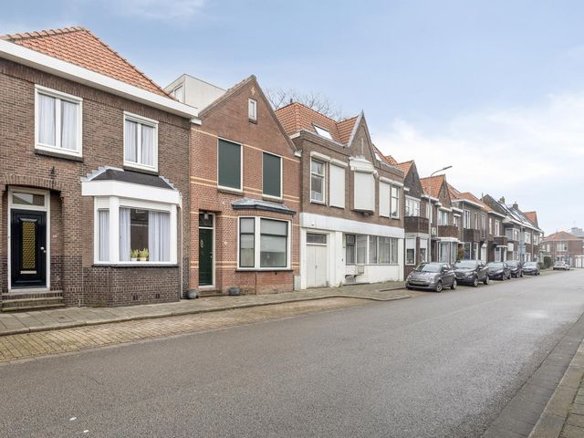 Burgemeester Geillstraat 40, Terneuzen