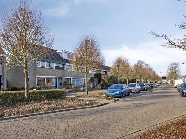 van der Weydenlaan 11, Heerhugowaard