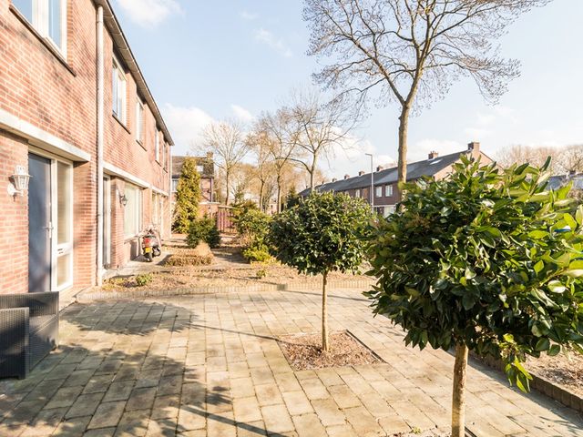 Bongweg 119, Hoogvliet Rotterdam