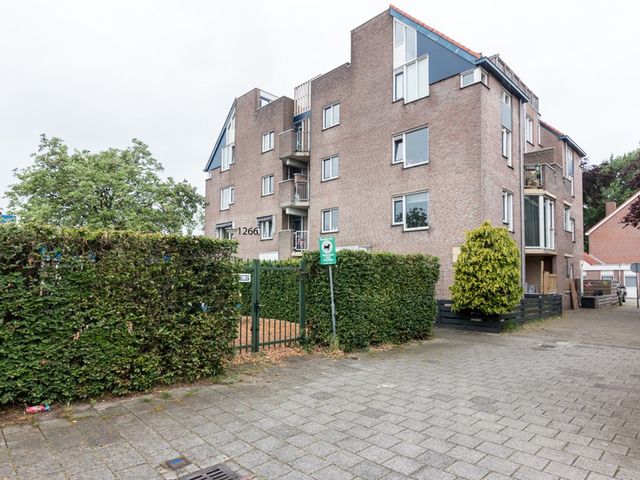 Vlinderveen 1266, Spijkenisse