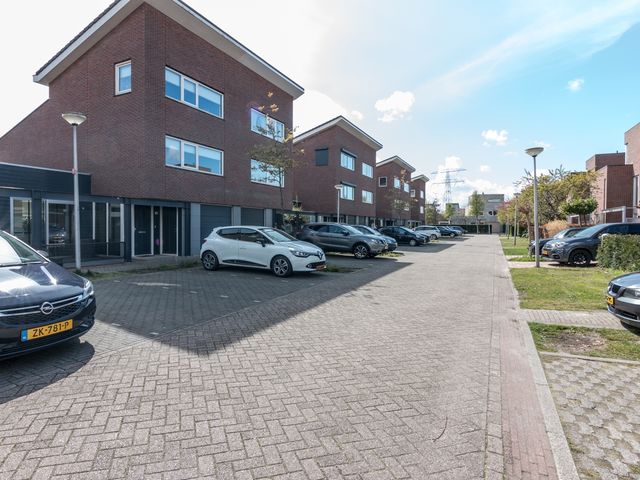 Exatenlaan 14, Spijkenisse