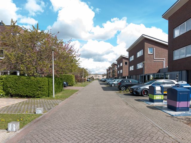 Exatenlaan 14, Spijkenisse