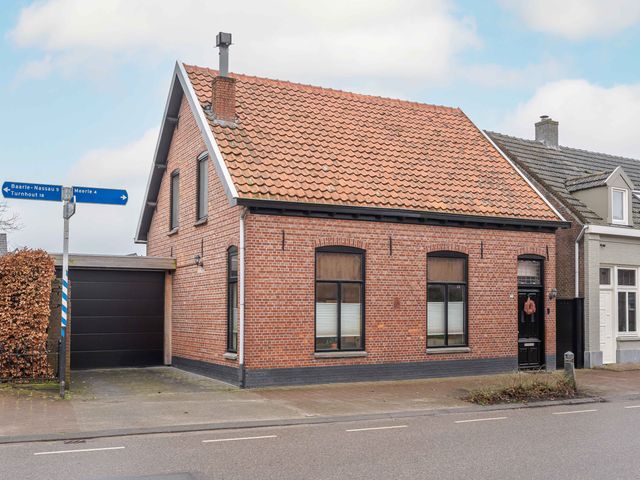 Dorpsstraat 75, Ulicoten