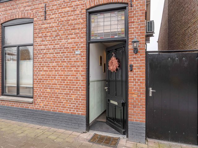 Dorpsstraat 75, Ulicoten