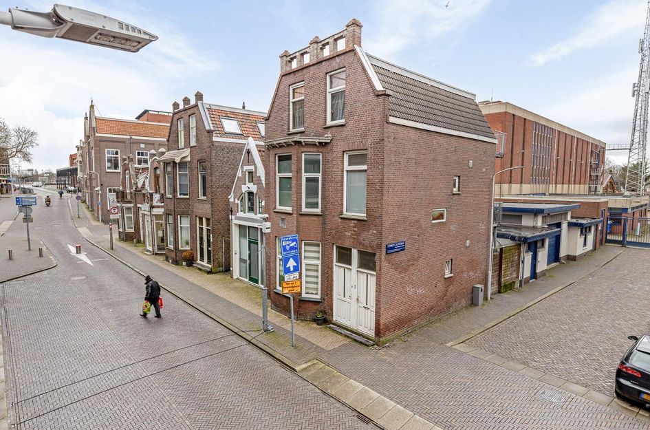 Czaar Peterstraat 9