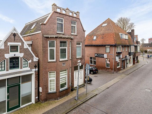 Czaar Peterstraat 9, Zaandam