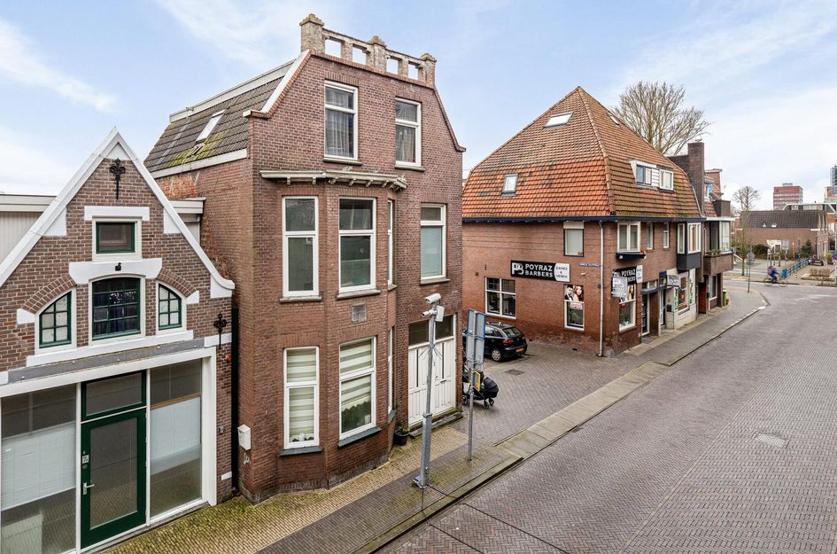 Czaar Peterstraat 9