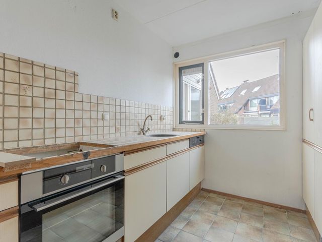 Leeuwerik 140, Kwintsheul