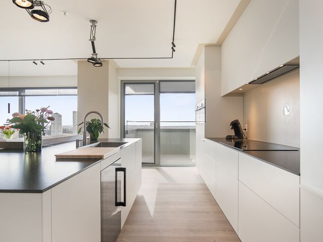 Baan 52M, Rotterdam