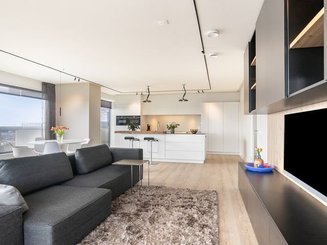 Baan 52M, Rotterdam