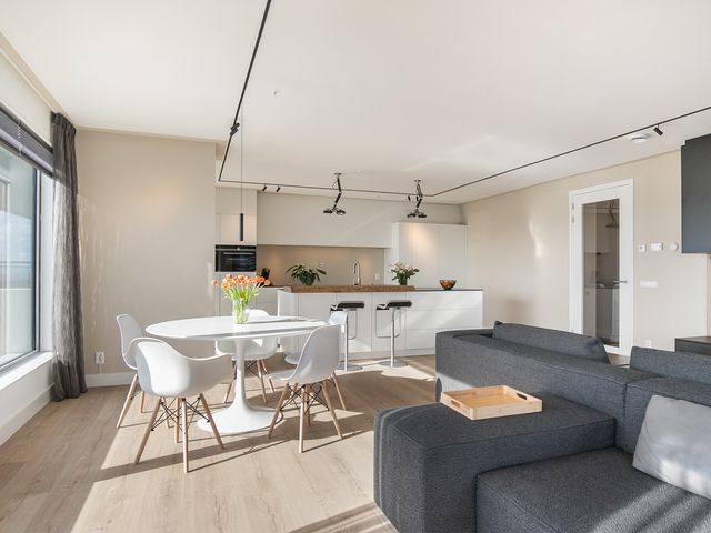 Baan 52M, Rotterdam