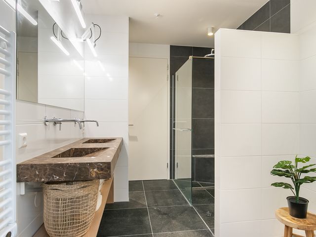 Baan 52M, Rotterdam
