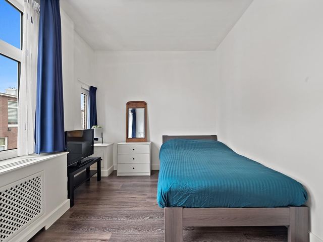 Johannes Camphuijsstraat 243, 'S-Gravenhage