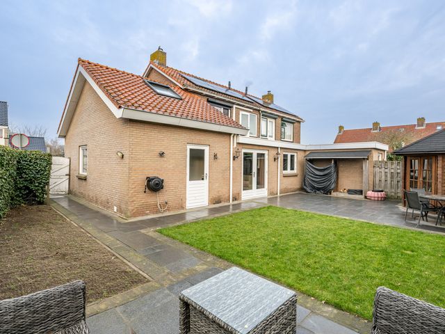 Prins Bernhardstraat 3, Den Bommel