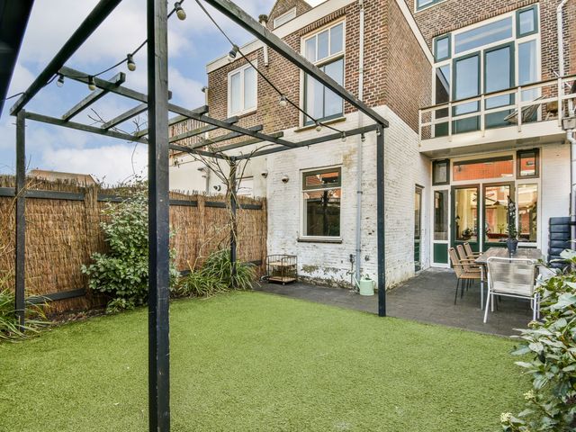 Medusastraat 20, Leiden