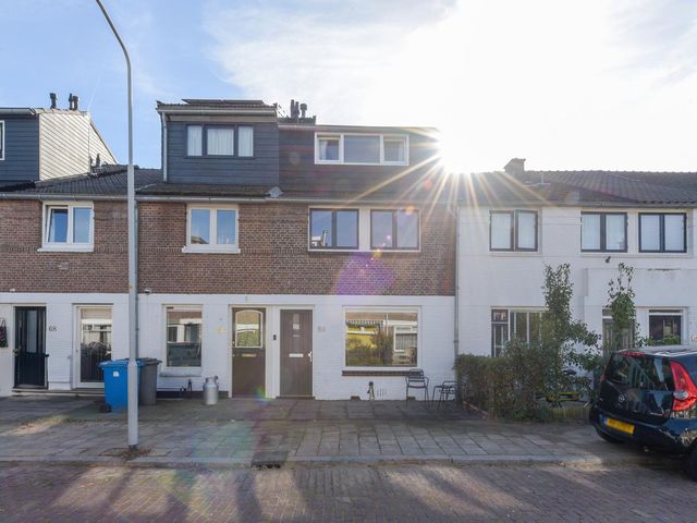 Prins Hendrikstraat 64, Voorburg