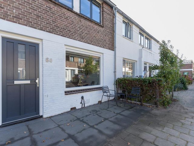 Prins Hendrikstraat 64, Voorburg