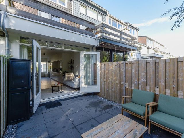 Prins Hendrikstraat 64, Voorburg