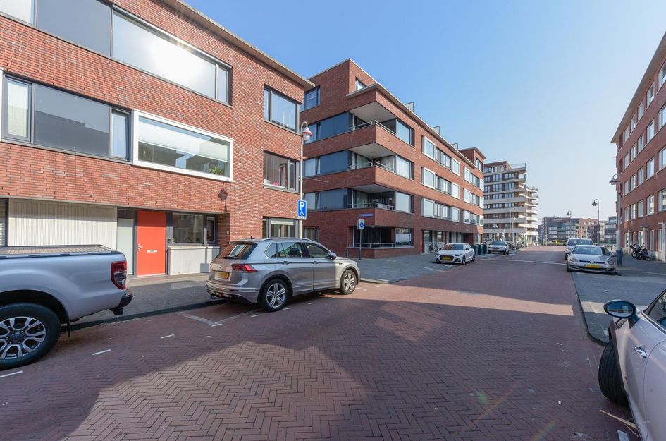 Pluvierstraat 7