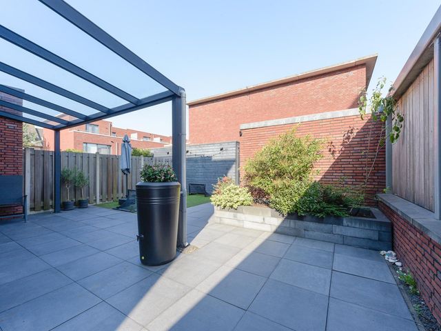 Pluvierstraat 7, 'S-Gravenhage