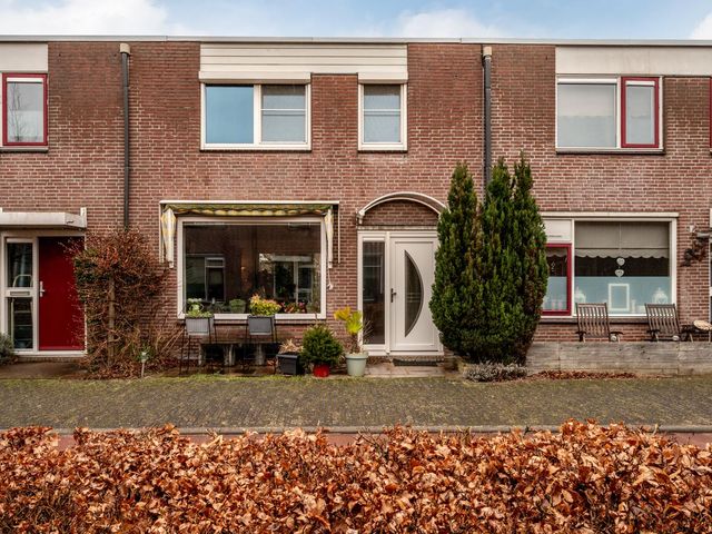 Kornwierde 116, Almere