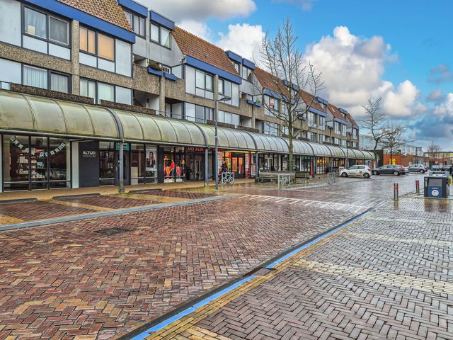 Lange Nering 178, Emmeloord