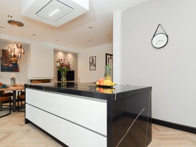 Anna Paulownastraat 105 1, 'S-Gravenhage