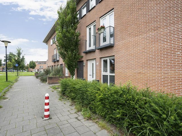 Essenwede 40, Barendrecht