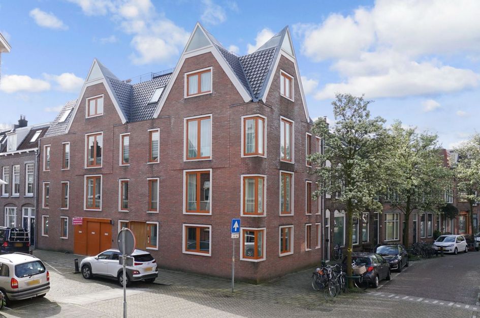 Van Leeuwenhoeckstraat 16