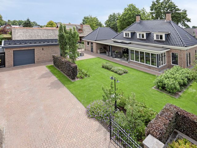 J. Abelnstraat 6, Emmer-Compascuum