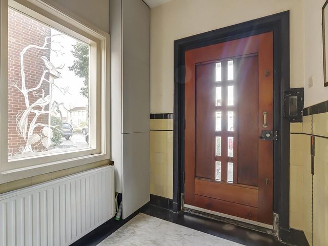 Lierweg 44, De Lier