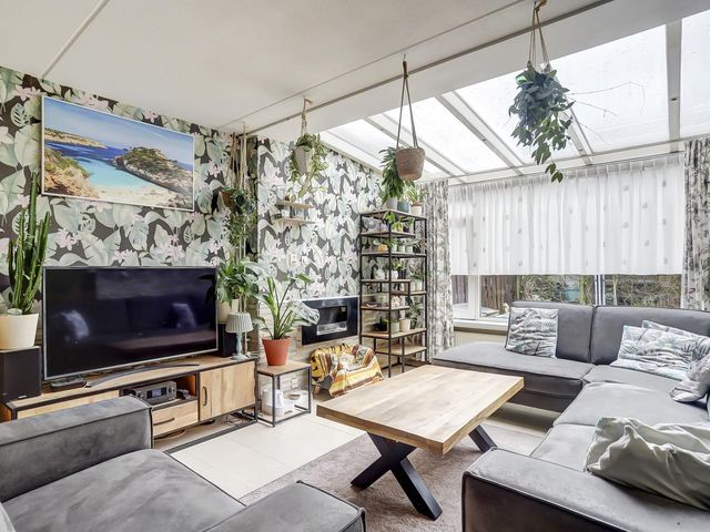 Zilvermeeuw 25, De Lier