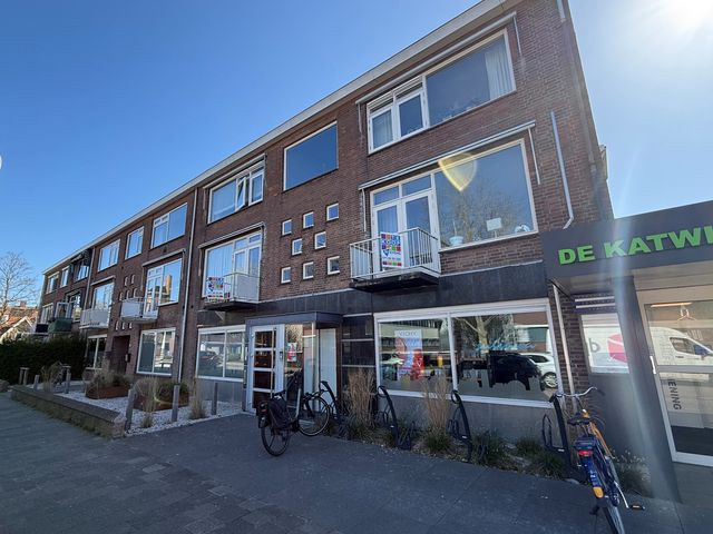 Koningin Julianalaan 18, Katwijk