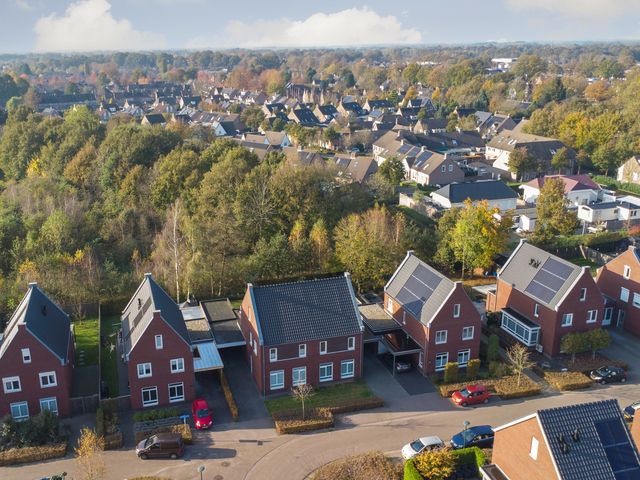 Dennenoord 32, Hapert