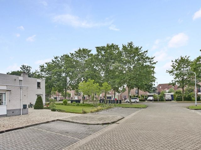 Muiderweg 4, Zeewolde