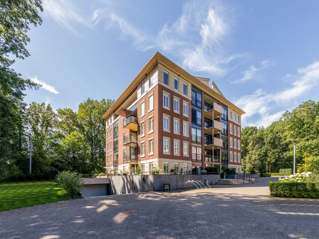 Rhenendael 22, Rhenen