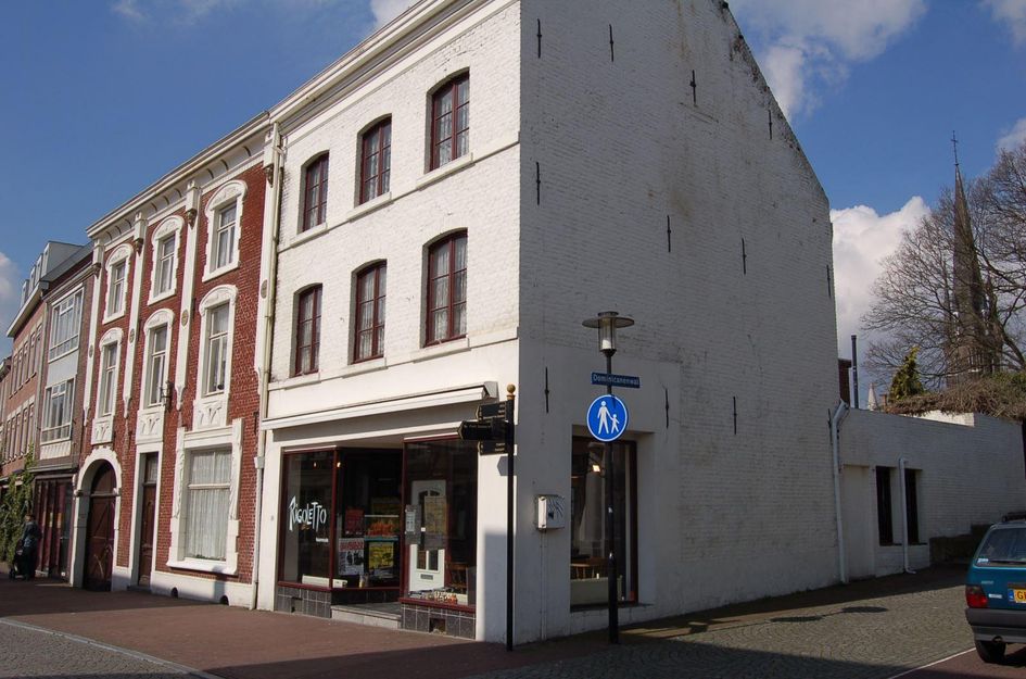 Paardestraat 24-26