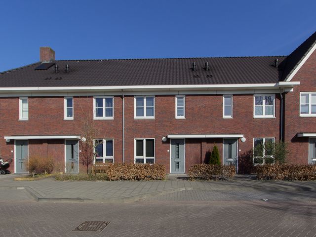 Eerste Zeine 146, Waalwijk