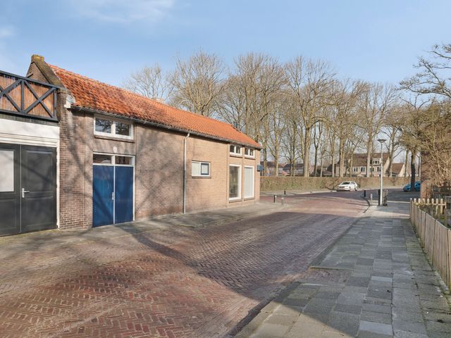 Hilstraat 1, Oude-Tonge