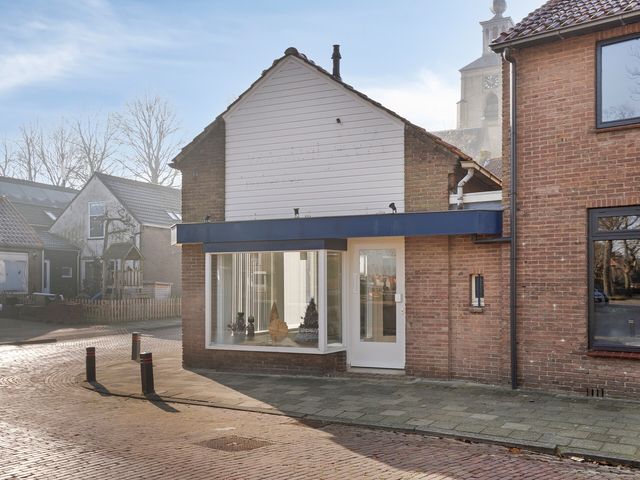 Hilstraat 1, Oude-Tonge