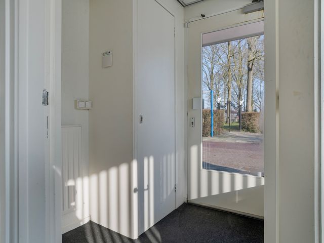 Hilstraat 1, Oude-Tonge