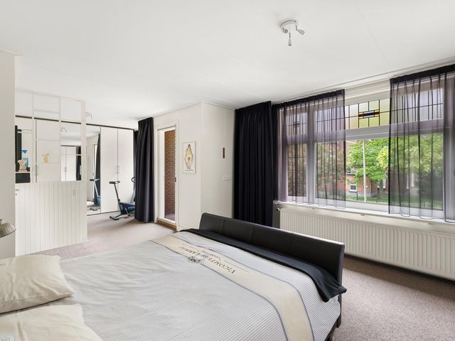 Plein 42, Zaamslag