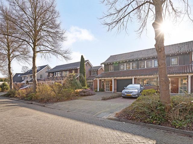 Lindenlaan 30, Heerhugowaard